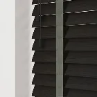 Fauxwood Grained Callo With Truffle Tapes Blind