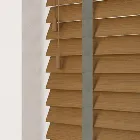 Fauxwood Grained Amber Oak With Truffle Tapes Blind